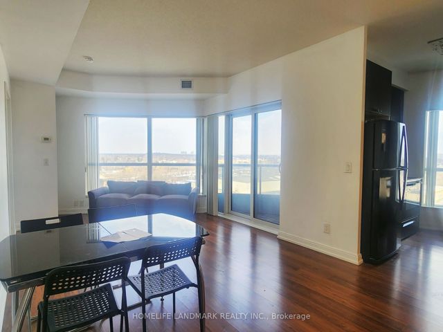 1208 - 151 Village Green Sq