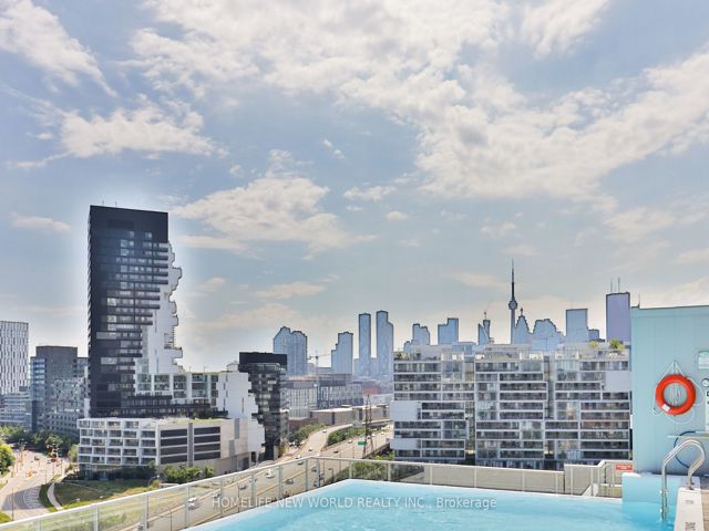 407 - 665 Queen St E