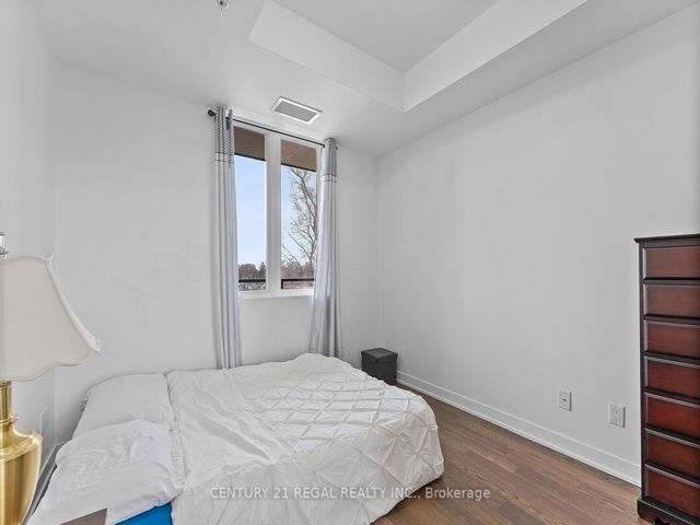 302 - 3560 St Clair Ave E