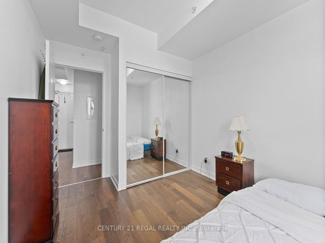 302 - 3560 St Clair Ave E