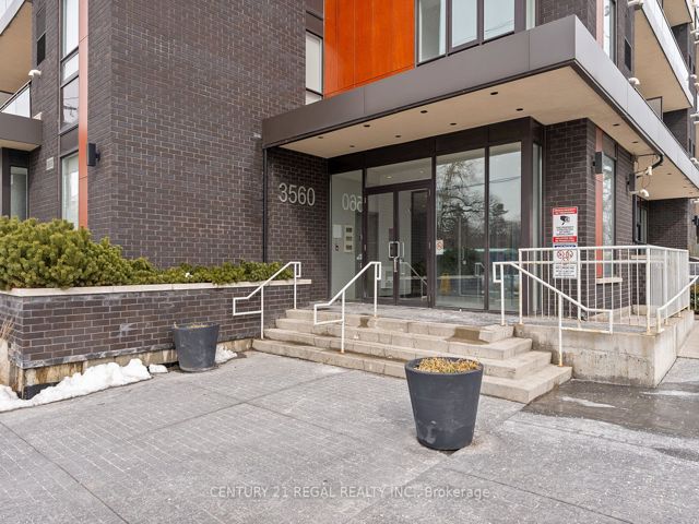 302 - 3560 St Clair Ave E