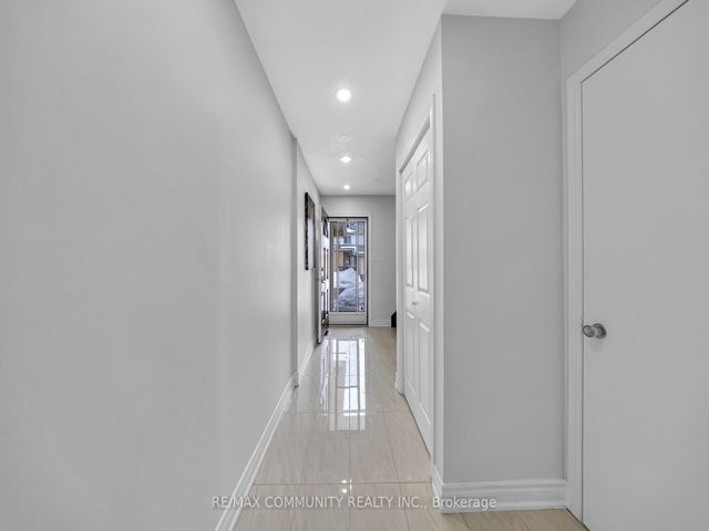 37 - 50 Blackwell Ave