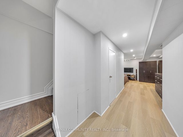 37 - 50 Blackwell Ave