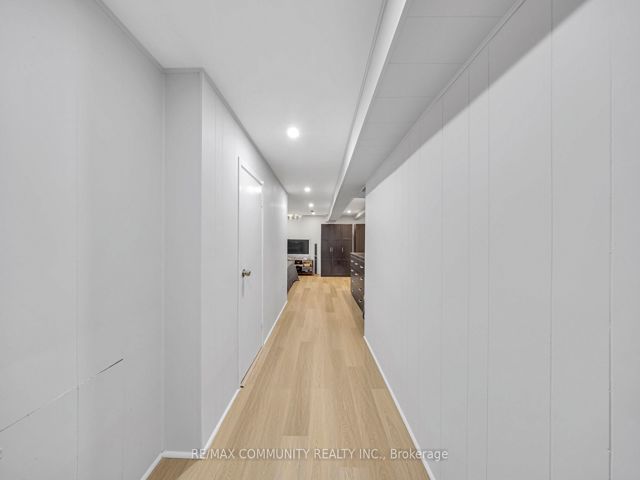 37 - 50 Blackwell Ave