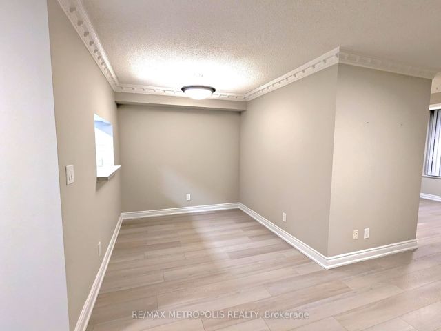 832 - 68 Corporate Dr