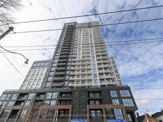 907 - 286 Main St