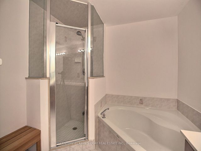 513 - 188 Bonis Ave