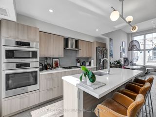 9 - 169 Jones Ave