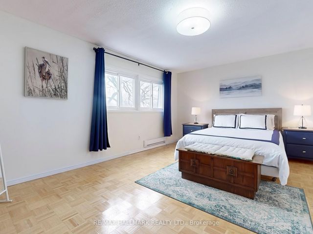 8 - 3100 Kingston Rd