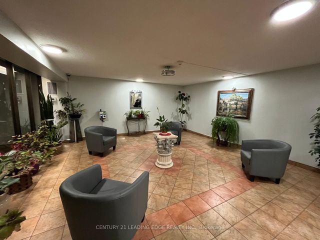 1712 - 301 Prudential Dr