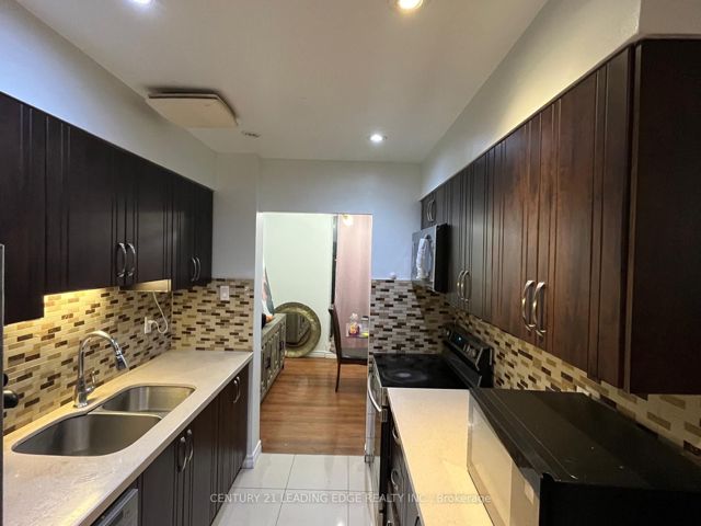 1712 - 301 Prudential Dr
