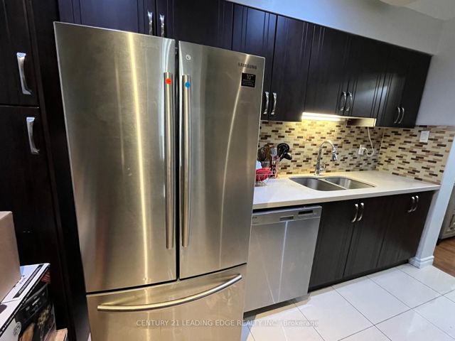 1712 - 301 Prudential Dr