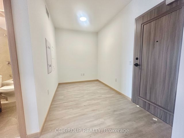 A711 - 3445 Sheppard Ave E