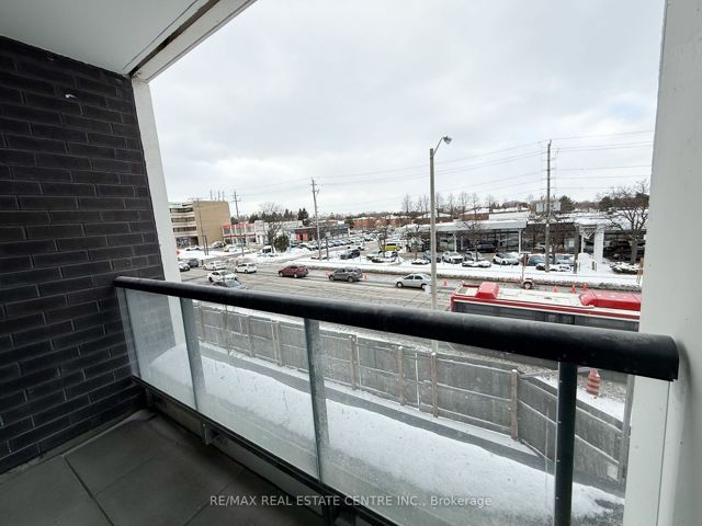 B209 - 3429 Sheppard Ave E