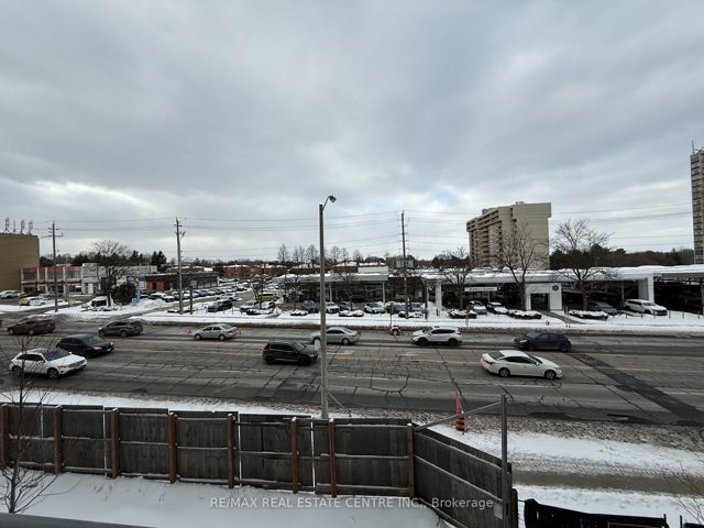 B209 - 3429 Sheppard Ave E