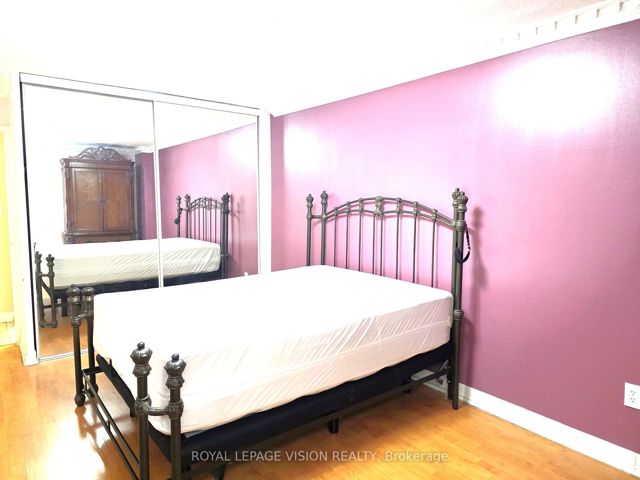 2703 - 3 Massey Sq