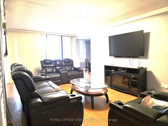 2703 - 3 Massey Sq