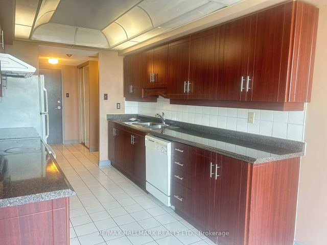 1112 - 4725 Sheppard Ave E