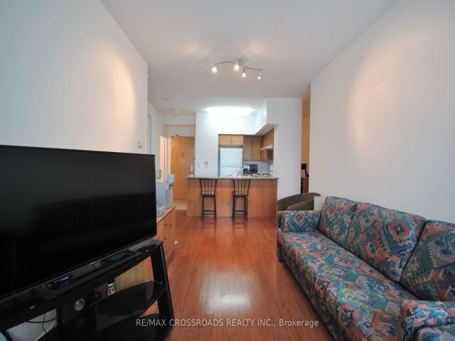 2107 - 68 Grangeway Ave