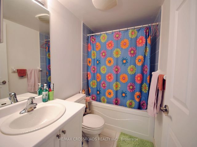 2107 - 68 Grangeway Ave