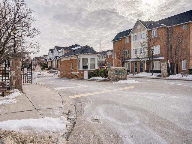 212 - 83 Mondeo Dr