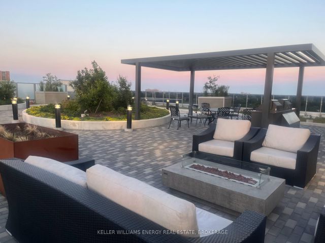 705 - 3121 Sheppard Ave E