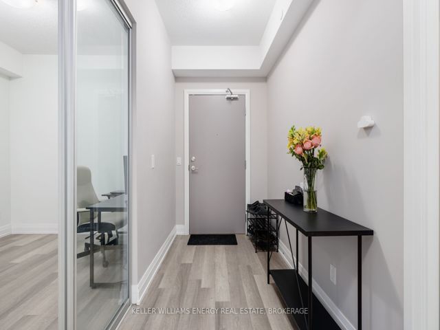 705 - 3121 Sheppard Ave E