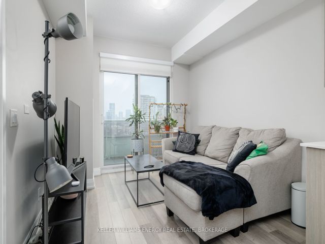 705 - 3121 Sheppard Ave E