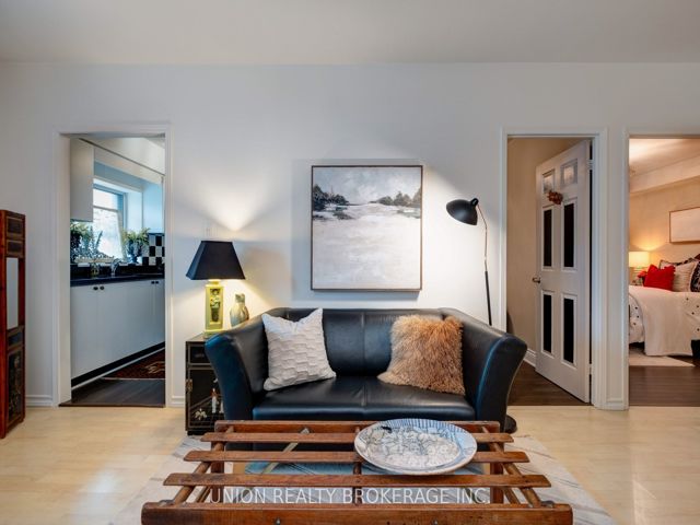 102 - 1715 Kingston Rd