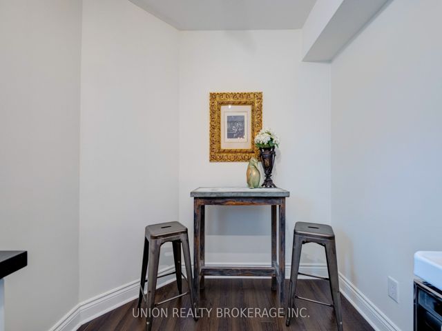 102 - 1715 Kingston Rd