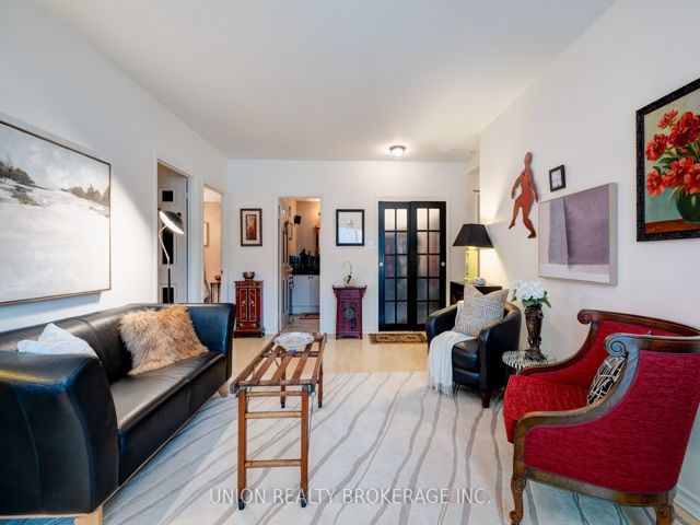102 - 1715 Kingston Rd