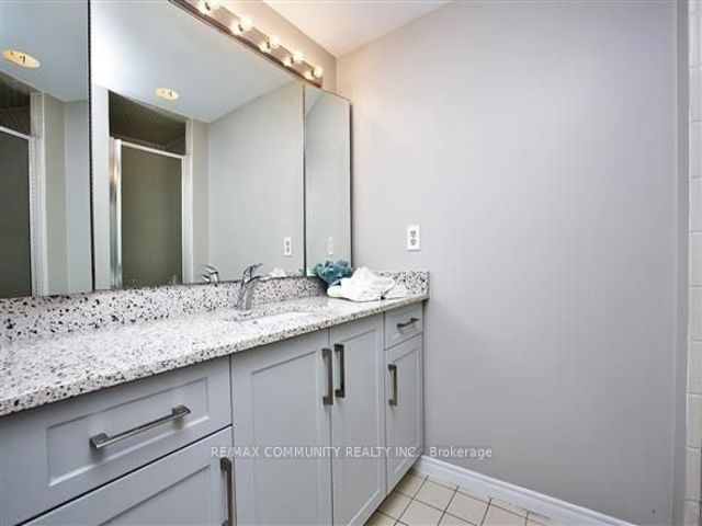 1008 - 430 Mclevin Ave