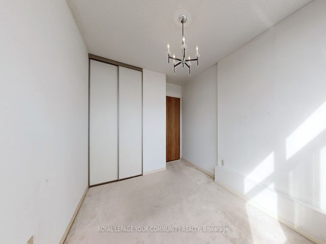 1212 - 2050 Bridletowne Circ