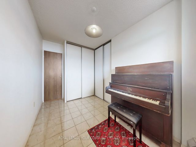 1212 - 2050 Bridletowne Circ