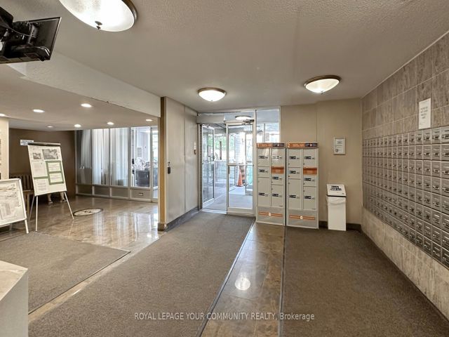 1212 - 2050 Bridletowne Circ