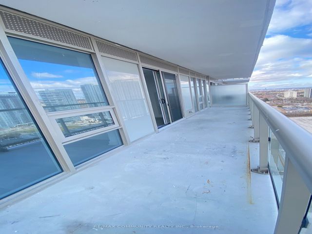 2608 - 2033 Kennedy Rd