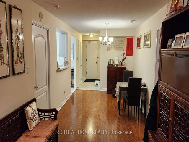 823 - 1883 Mcnicoll Ave