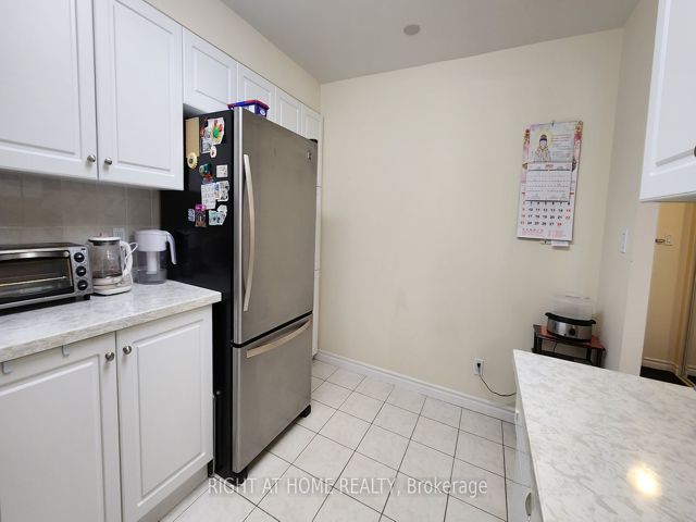 823 - 1883 Mcnicoll Ave