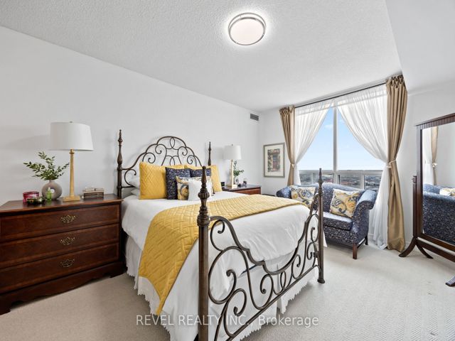 3539 - 68 Corporate Dr N