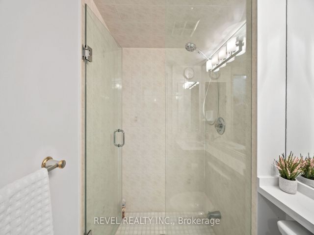 3539 - 68 Corporate Dr N