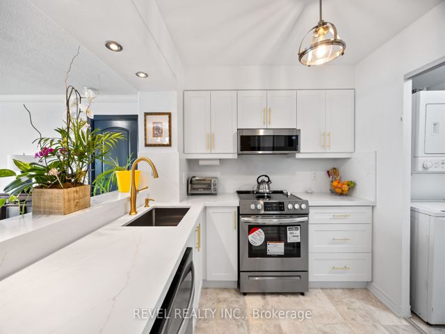 3539 - 68 Corporate Dr N