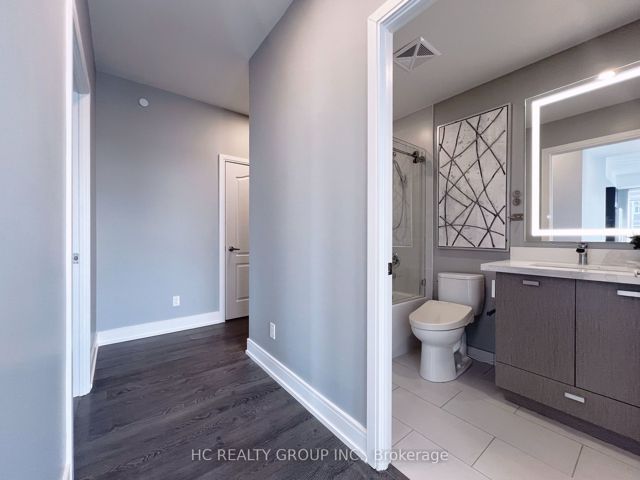 3303 - 255 Village Green Sq