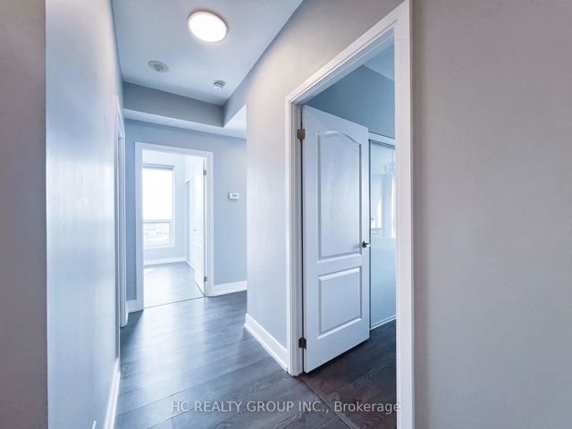 3303 - 255 Village Green Sq