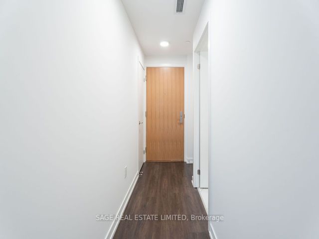 310 - 150 Logan Ave