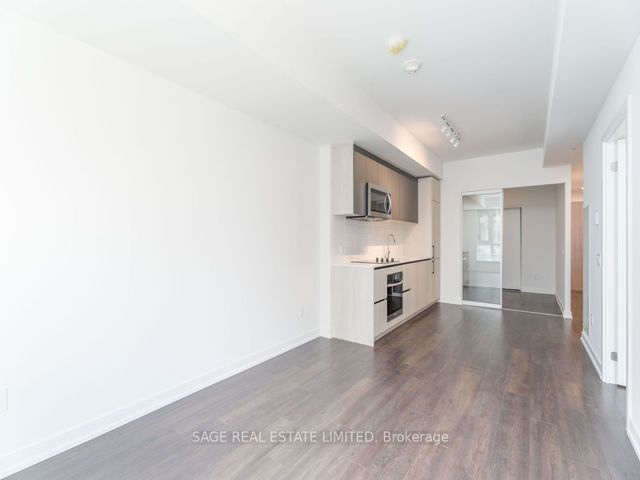 310 - 150 Logan Ave