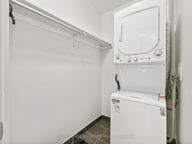 212 - 3520 Danforth Ave