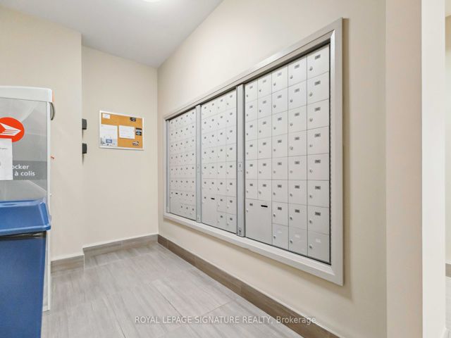 212 - 3520 Danforth Ave