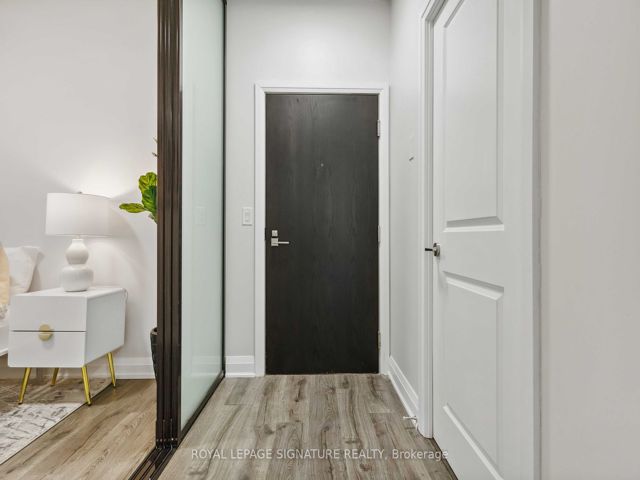 212 - 3520 Danforth Ave