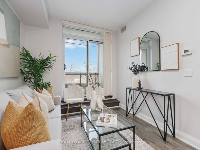 212 - 3520 Danforth Ave