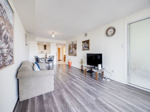 608 - 4727 Sheppard Ave E